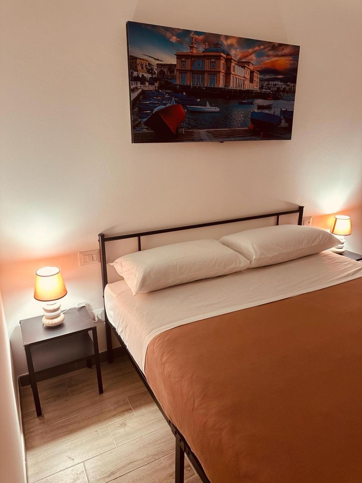 Bari Valona Rooms エクステリア 写真