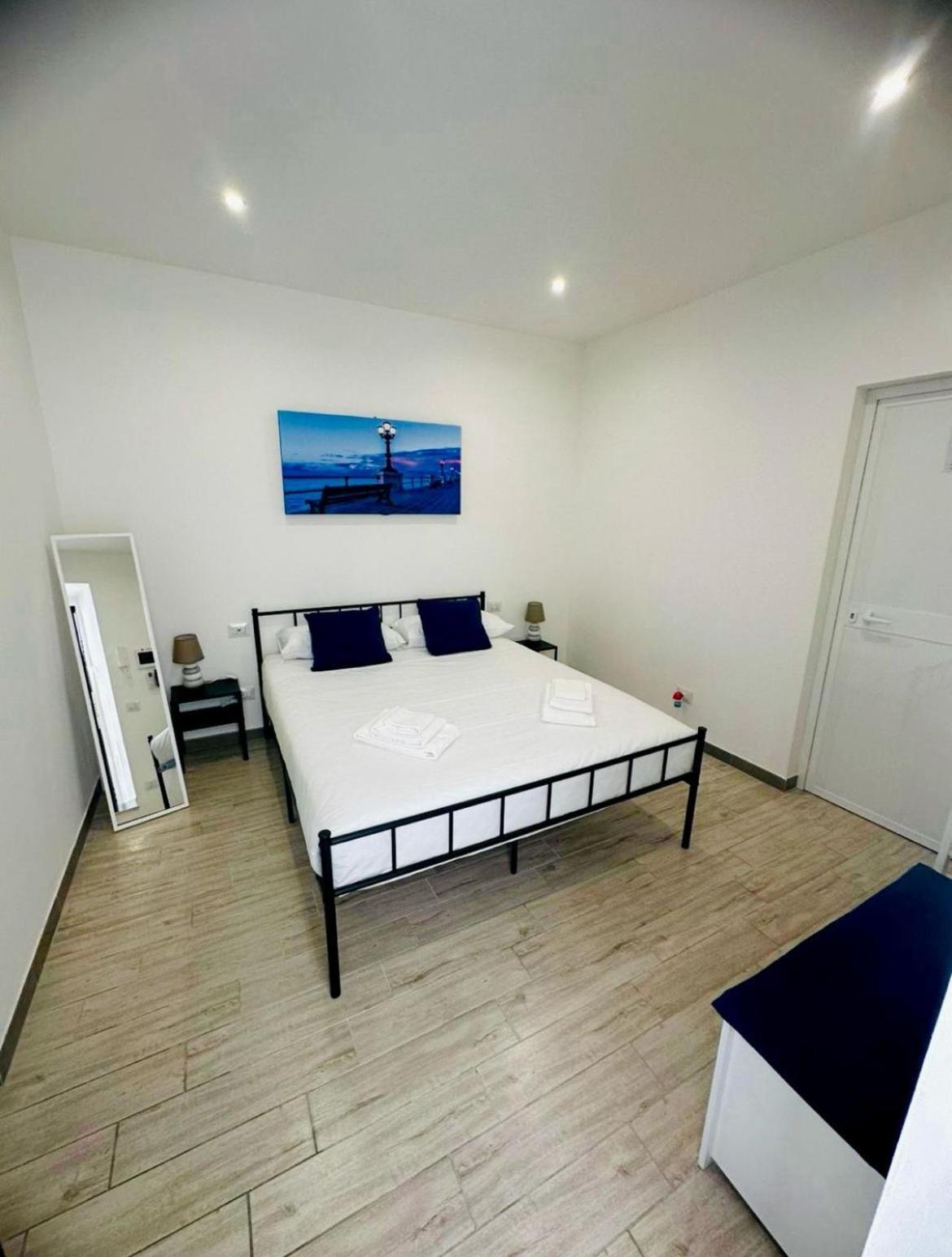 Bari Valona Rooms エクステリア 写真