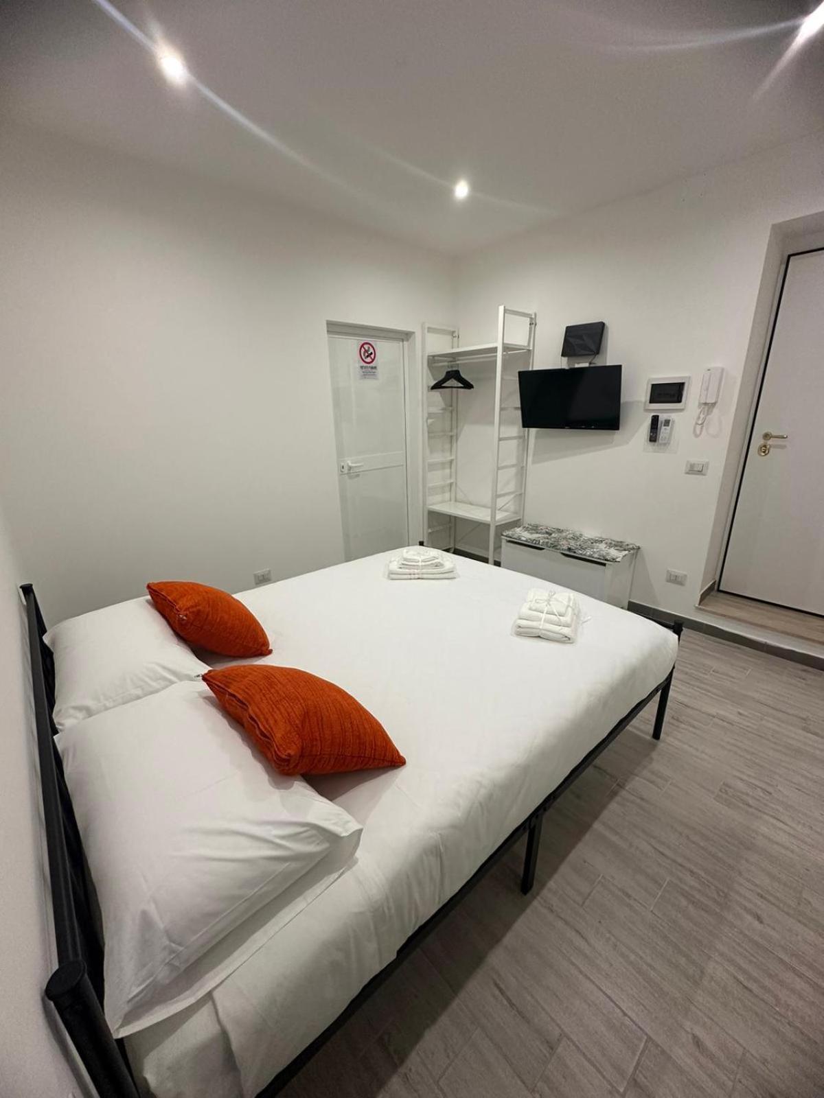 Bari Valona Rooms エクステリア 写真