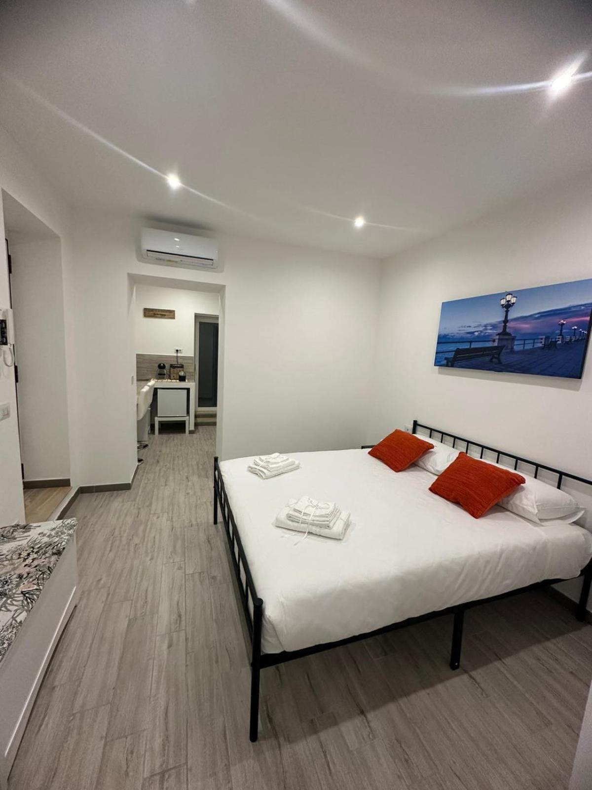 Bari Valona Rooms エクステリア 写真